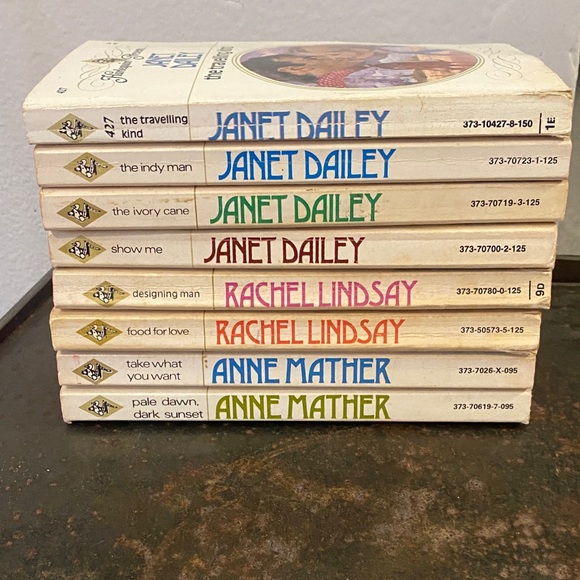 Harlequin Presents VTG Romance Novels/Lot of 8. Dailey, Mather, & Lindsay. - Picture 10 of 16